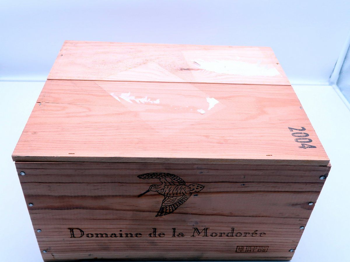 2004 Chateauneuf du Pape La Reine des Bois Domaine de La Mordoree